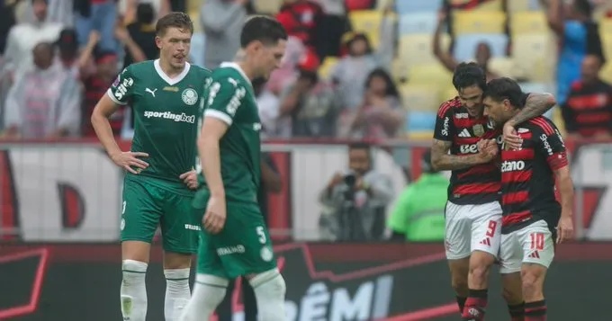 CBF divulga áudio do VAR nas reclamações do Palmeiras: ‘Encontrão’ e ‘sem impacto’