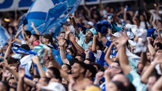 Torcida do Cruzeiro no Mineirão, em Belo Horizonte (foto: Gustavo Aleixo/Cruzeiro)