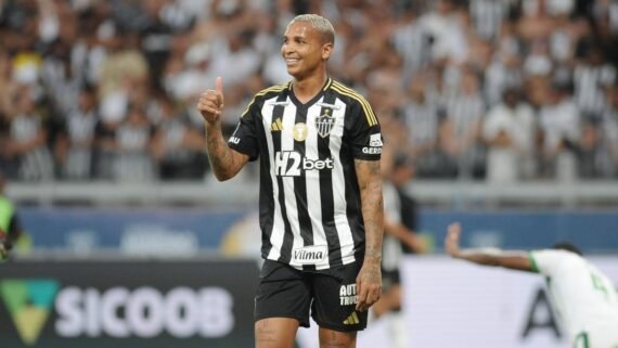 Deyverson durante partida pelo Atlético (foto: Alexandre Guzanshe/EM/D.A Press)