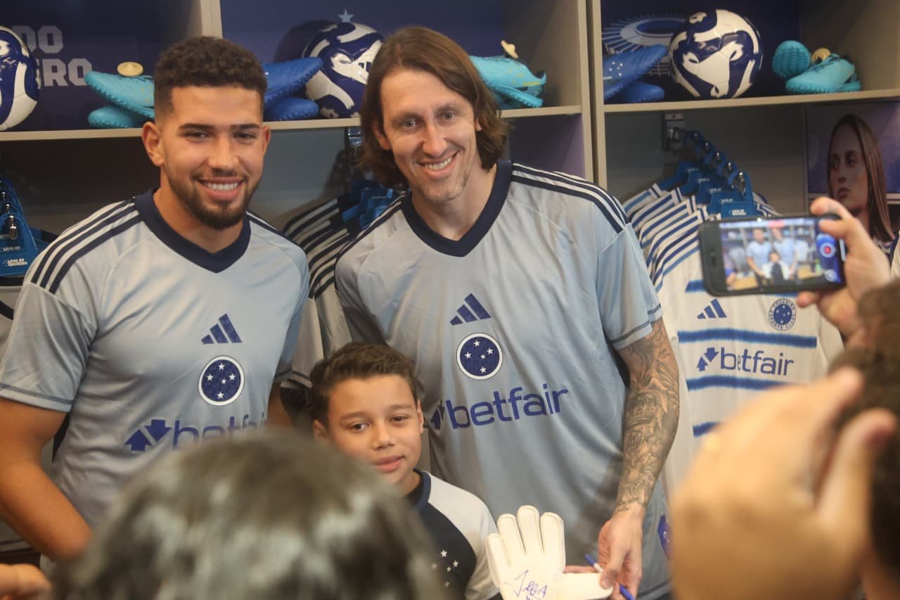 Léo Aragão e Cássio, goleiros do Cruzeiro - (foto: Marcos Vieira/EM/DA Press)