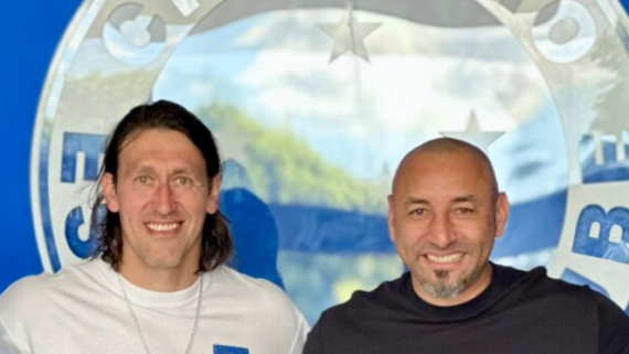 Cássio e Gomes jogaram juntos no PSV (foto: Divulgação/Cruzeiro)