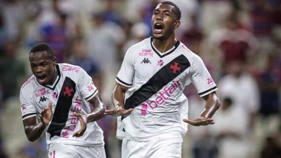 Rayan comemora gol sobre o Fortaleza (foto: Divulgação/Vasco)