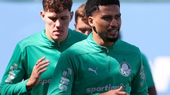 Jogadores do Palmeiras durante treino (foto: Cesar Greco/Palmeiras)