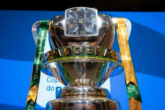 Corinthians e Fluminense decidem semifinal da Copa do Brasil em casa