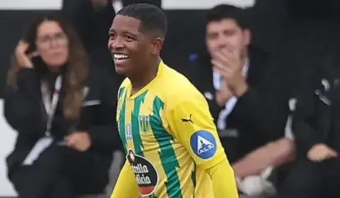 Cria do Botafogo se destaca no futebol português