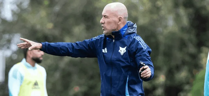 Cruzeiro sofre com lesões e pode não ter elenco completo até a reta final de 2025