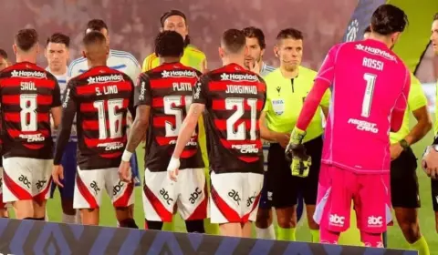 Derrota para o Bahia ‘expõe’ problemas do Flamengo na zaga