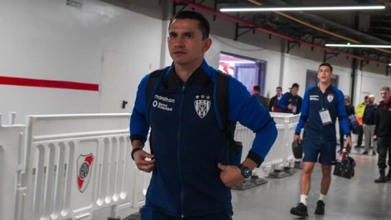 Luis Saritama, ex-jogador da Seleção Equatoriana e diretor do Del Valle (foto: Reprodução Instagram)