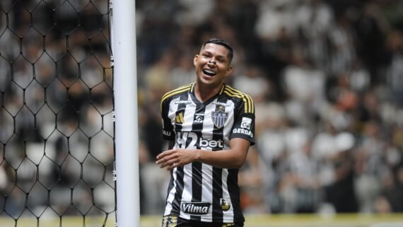 Rony em ação pelo Atlético na Arena MRV (foto: Alexandre Guzanshe/EM/D.A. Press)