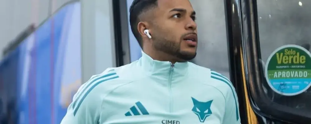 Entrada de Gustavo Gómez deixa Wanderson fora da temporada no Cruzeiro