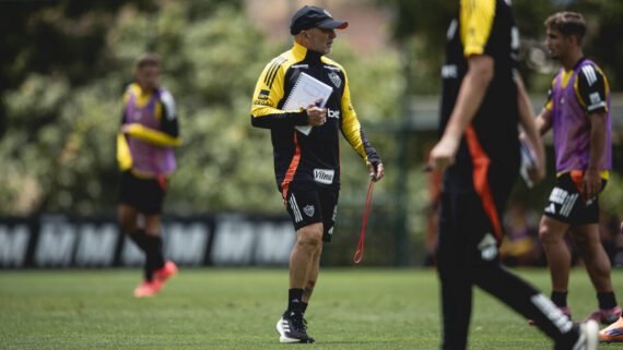 Jorge Sampaoli, técnico do Atlético (foto: Pedro Souza/Atlético)