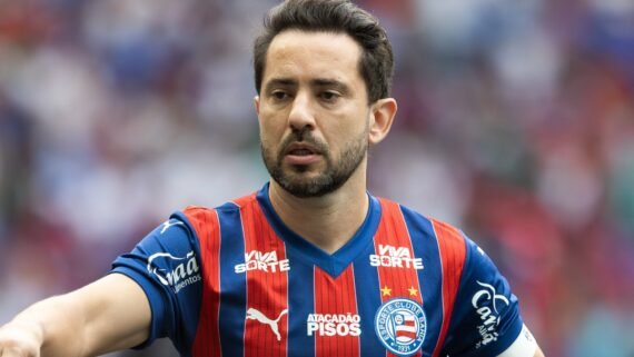 Everton Ribeiro, meio-campista do Bahia (foto: Rafael Rodrigues/Bahia)