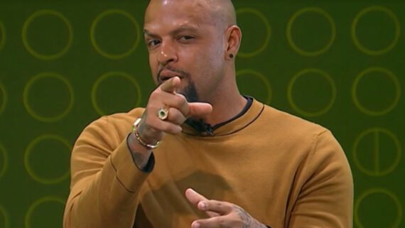Felipe Melo, ex-jogador e comentarista do SporTV (foto: Reprodução Globoplay)