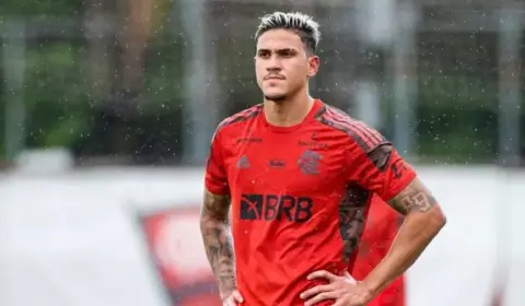 Flamengo oficializa Pedro fora contra o Racing e voltas de Léo Ortiz, Alex Sandro e De La Cruz