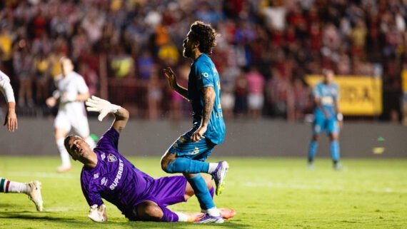 Sport buscou empate com o Fluminense (foto: Paulo Paiva / Sport Recife)