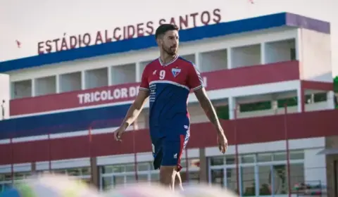 Fortaleza encara o Flamengo com 2 desfalques no Brasileirão