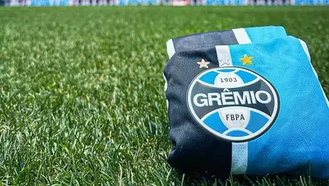 Grêmio pode romper com patrocinador após polêmica e atraso