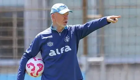 Grêmio se prepara para encarar o Juventude e tentar se firmar no Brasileirão