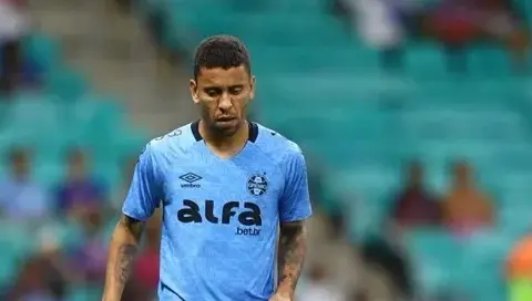 Grêmio tenta reagir e aposta em retornos para encarar o Juventude