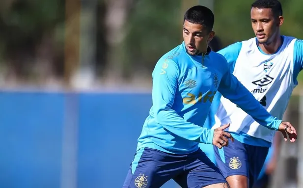 6A5cYuoW LucasUebel 2025 Gremio