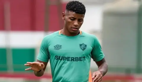 Hércules sente dores e preocupa a comissão técnica do Fluminense