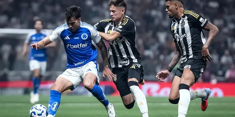Kaio Jorge pede desculpas à torcida do Cruzeiro após expulsão: “Me exaltei”