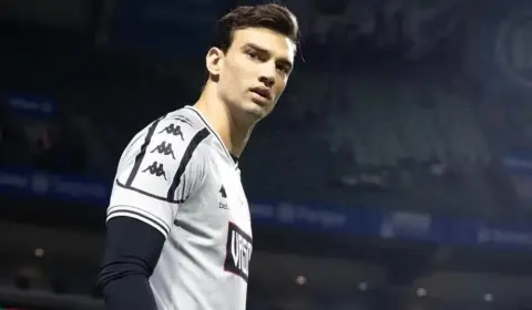 Léo Jardim projeta reação do Vasco: ‘Muita coisa pela frente’