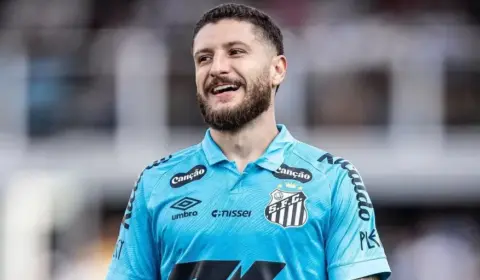 Meia espera desencantar no Santos após acertar a trave 4 vezes: ‘Meu gol está demorando’