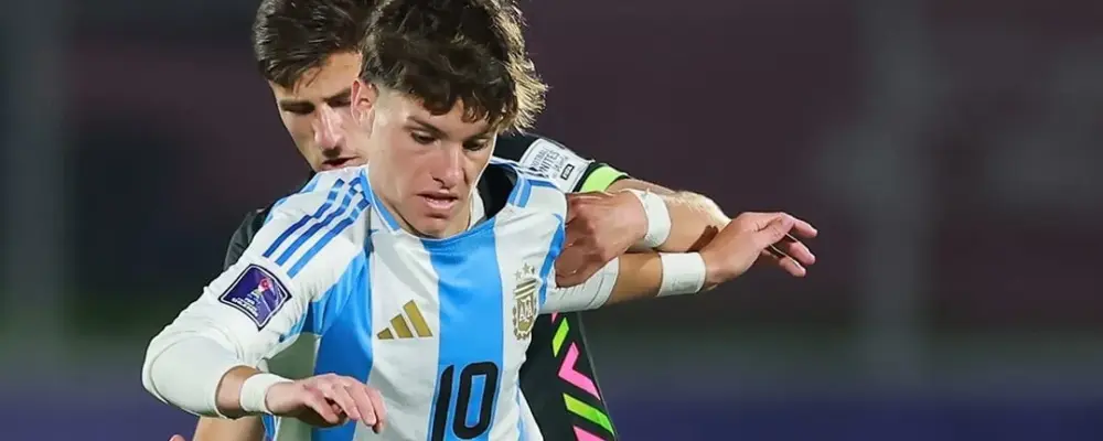 Montoro sofre lesão e deve voltar a atuar pelo Botafogo em 2026