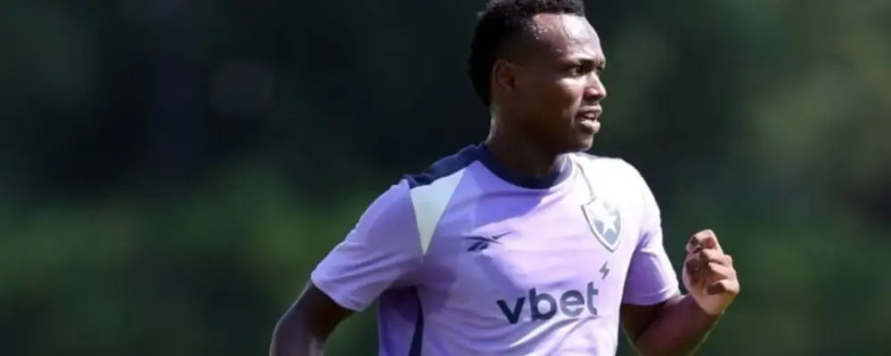 Nathan Fernandes fica perto de voltar a atuar pelo Botafogo