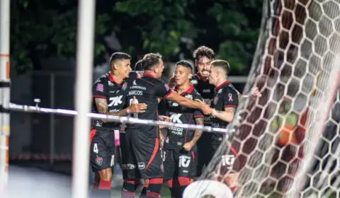 Osvaldo destaca superação do Vitória e importância do resultado sobre o Ceará