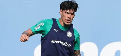 Palmeiras define goleiro e mudanças para duelo contra o Flamengo