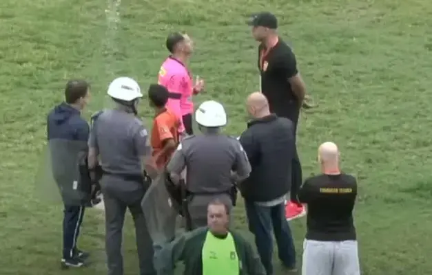 Paulista Sub-12: Torcedora é presa por ato de injúria racial em jogo Manthiqueira x Corinthians