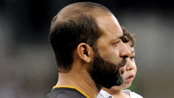 Pierre, ex-volante do Atlético, durante o Desafio de Gigantes no Mineirão (foto: Alexandre Guzanshe/EM/D.A. Press)