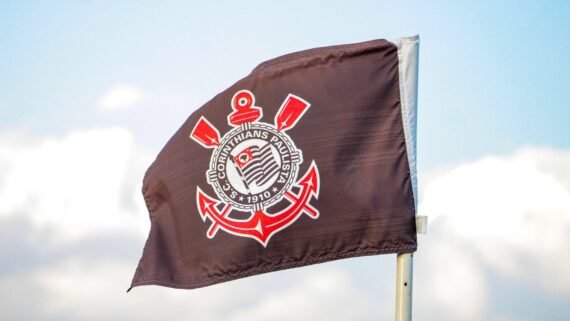 Bandeira do Corinthians (foto: Felipe Szpak/Agência Corinthians)