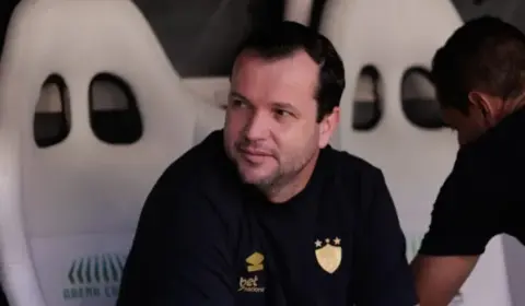 Presidente do Sport abre o jogo sobre permanência do treinador Daniel Paulista