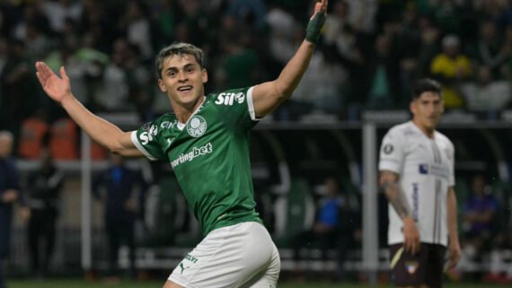 Ramón Sosa comemora gol em Palmeiras x LDU pela Libertadores (foto: NELSON ALMEIDA/AFP)