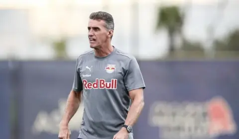 Red Bull Bragantino enfrenta o Bahia em estreia de Mancini e busca reação rápida