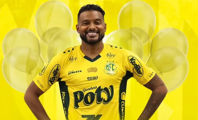 Reinaldo vive seu Brasileirão mais goleador e alerta sobre o Corinthians: “Muito fortes em casa”