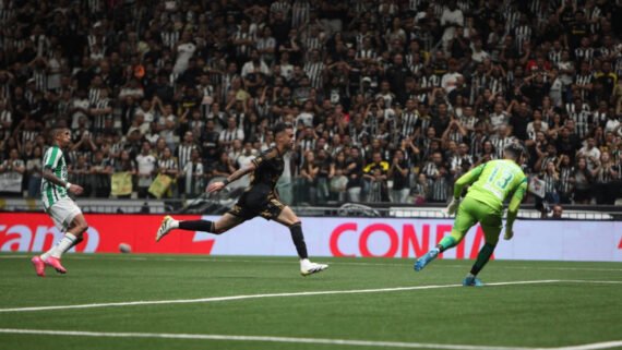 Reinier em jogo do Atlético pelo Brasileiro (foto: Edesio Ferreira/EM/D.A Press)