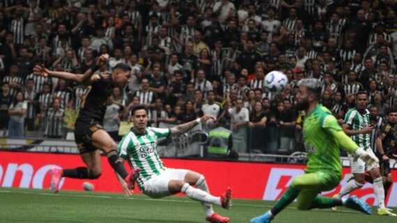 Lance do jogo entre Atlético e Juventude na Arena MRV (foto: Edesio Ferreira/EM/D.A Press)