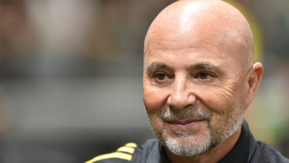 Jorge Sampaoli, técnico do Atlético, antes de clássico na Arena MRV (foto: Ramon Lisboa/EM/D.A. Press)