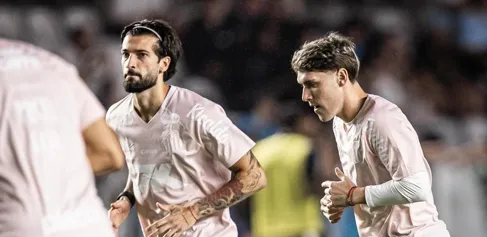 Santos: Trio argentino brilha e supre ausência de Neymar no Brasileirão