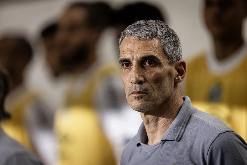 Vojvoda dúvida Santos