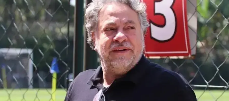 São Paulo: Casares esclarece sobre atraso nos pagamentos de direito de imagem