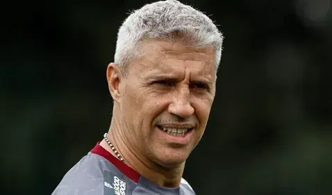 São Paulo inicia preparação para 2026, e Crespo quer escolher reforços a dedo