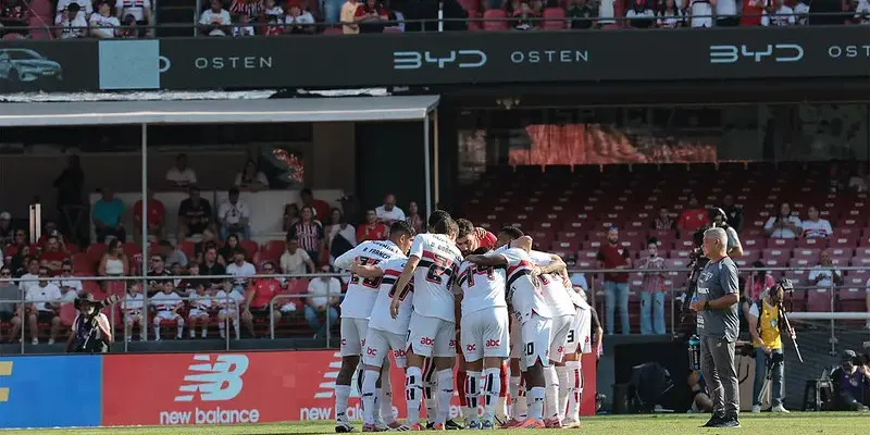 São Paulo será julgado no STJD por cantos homofóbicos contra o Corinthians