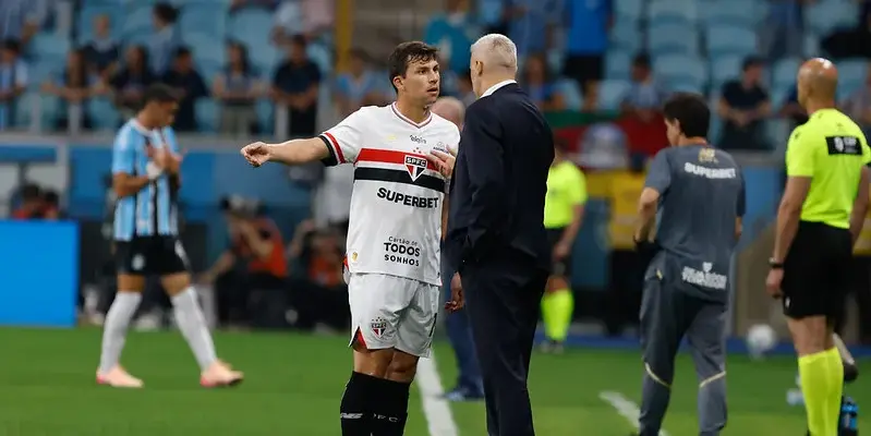 São Paulo vê DM inflar e problemas se acumularem dentro e fora de campo