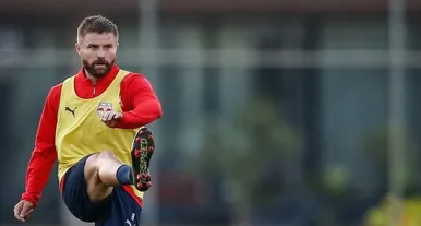 Sasha retorna ao Bragantino contra o Palmeiras no Brasileirão