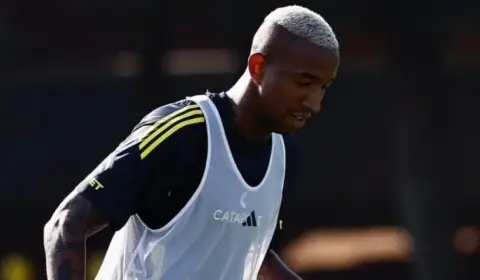 Talisca entra na mira de três clubes brasileiros para 2026, diz jornalista
